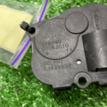 Моторчик заслонки пічки Volkswagen  52424892
