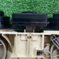 Pегулировка подачи свежего итеплого воздуха Volkswagen  1J0819045G