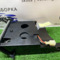 Підстаканник vw t5 Volkswagen  7H1857321G