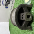 Подушка двигателя передня vw t5 Volkswagen  7H0199848H