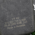 Замок ременя безпеки Volkswagen  3V0857739AMNB
