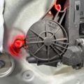 Caddy п.л моторчик склопідіймача Volkswagen Caddy III (2004-2015) 1T0959701D
