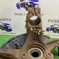 Цапфа передня ліва  Volkswagen Caddy III (2004-2015) 1K0407255T
