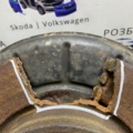 Цапфа передня права  Volkswagen Caddy III (2004-2015) 1K0407256T
