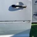 Дверька бокова права роздвижна Volkswagen Caddy III (2004-2015) 2K0843108R
