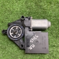 Двигун склопідіймача двері передньої правої Volkswagen Caddy III (2004-2015) 1K0959792J