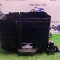 Кріплення підставка акумулятора АКБ Volkswagen Caddy III (2004-2015) 1K0915333B