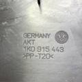 Кришка акумулятора Volkswagen Caddy III (2004-2015) 1K0915443