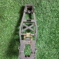 Кронштейн ручки передній правий Volkswagen Caddy III (2004-2015) 1T0837886B