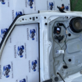 Передні ліві двері Volkswagen Caddy III (2004-2015)