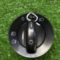 Перемикач світла фар на торпеді Volkswagen Caddy III (2004-2015) 1K0941431BD