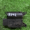 Привід пічки Volkswagen Caddy III (2004-2015) 0132801340