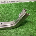 Рейка направляюча зсувної двері центральна права Volkswagen Caddy III (2004-2015) 2K0843872F