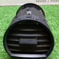 Решітка повітропровода Volkswagen Caddy III (2004-2015) 2K0819703B
