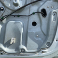Склопідйомник передній правий Volkswagen Caddy III (2004-2015) 1T0837756