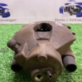 Супорт передній лівий  Volkswagen Caddy III (2004-2015) 1K0615123D