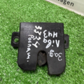 Задній лівий нижній замок лівої розпашонки Volkswagen Caddy III (2004-2015) 2K0827505J