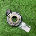 Кольцо AIRBAG контактное, шлейф руля Volkswagen Caddy III 1K0959653C