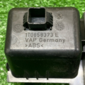Речовий вiдсiк Volkswagen Caddy III 1T0858373E