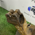 ЦАПФА ПЕРЕДНЯ ЛІВА T5 Volkswagen  7H0407257G