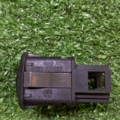 Кнопка відкриття лючка баку  Volkswagen Golf IV (1997-2006) 3B0959833A