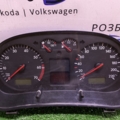 Приборная доска щиток приборов Volkswagen Golf IV (1997-2006) 1J0920822