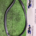 Ущільнювач капоту 3C0823723 VAG  Volkswagen Golf IV (1997-2006) 3C0823723