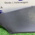 Бічна обшивка центральної консолі ліва Volkswagen Golf V (2003-2009) 1K1863045