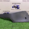 Бічна обшивка центральної консолі ліва Volkswagen Golf V (2003-2009) 1K1863045