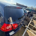 Кришка багажника з склом гольф 5 хетчбек Volkswagen Golf V (2003-2009) 1K6827025H