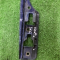 Кронштейн бампера переднього зовнішній лівий Volkswagen Golf V (2003-2009) 1K0807183