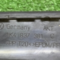 Переднє оздоблення дверей (молдинг)  Volkswagen Golf V (2003-2009) 1K4837381C