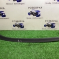 Уплотнительная резина Volkswagen Golf V (2003-2009) 1K6839373D5AP