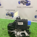 Замок передніх правих дверей Volkswagen Golf V (2003-2009) 3D2837016S