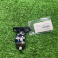 Петля багажника Volkswagen Golf V 1J9827301