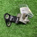 Петля передней GOLF5 Volkswagen Golf V 1K4833401K