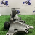 Кронштейн кріплення генератора Volkswagen Golf VI (2008-2012) 03L903143Q