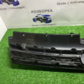Решітка радіатора Volkswagen Golf VII 5G0853651CFAMM
