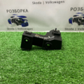Кріплення бампера заднє праве Volkswagen Jetta V 1K5807394A