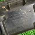 Направляющая заднего бампера правая JETTA Volkswagen Jetta V 1K5807394