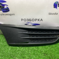 Заглушка (решетка) противотуманных фар бампера переднего правая Volkswagen Jetta V 5C6853666