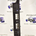 Накладка крепления бампера (зад.) t5 Volkswagen  7H0807723