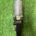 Мотор стеклоподъемника двери задней правой Volkswagen Passat B5 (1996-2005) 105407301