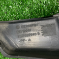 Кронштейн/направляющий профиль переднего бампера левый Volkswagen Passat B5 3B0807049B