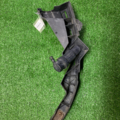 Кронштейн/направляющий профиль переднего бампера левый Volkswagen Passat B5 3B0807049C