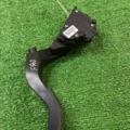 Педаль газа пластик электр дизельPASSAT B5 Volkswagen Passat B5 8D1721523F