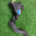 Педаль газу Volkswagen Passat B5 8D1723523M