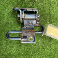 Петля двери передней левой B5 Volkswagen Passat B5 4B0831411B