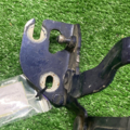Петля кришки багажника VW B5 Volkswagen Passat B5 3B5827302C