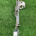 Петля крышки багажника правая Volkswagen Passat B5 8D5827302C
